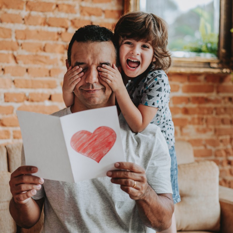 Preciosas cartas a papá en el Día del Padre y otras fechas especiales