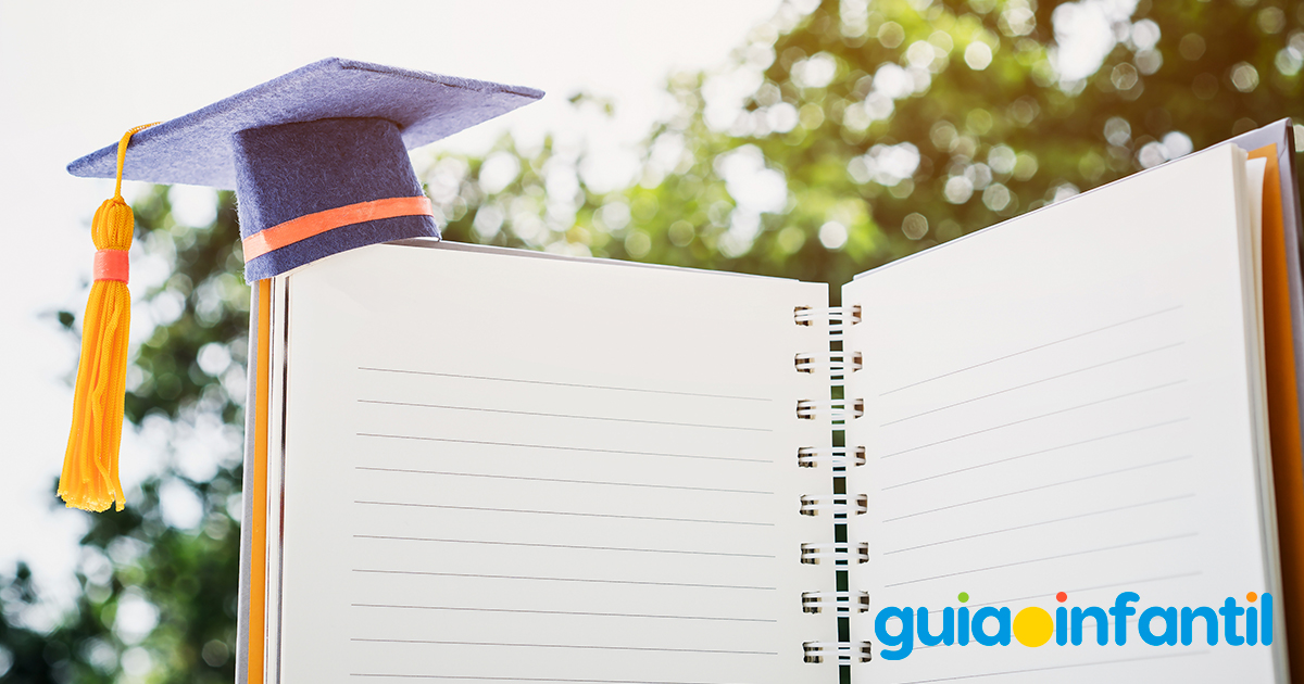 Graduación de primaria para niños