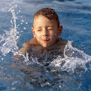 Decálogo para que los niños no se ahoguen en las piscinas