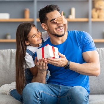 Frases de cumpleaños para un padre para reconocer su dedicación y amor