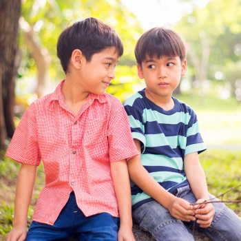 Cómo ayudar al niño a no dejarse influenciar por otros y ser él mismo