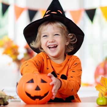 82 frases de Halloween para niños para asustar y divertirse a lo grande