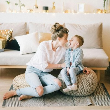 Cómo enseñar a los niños a cuidarse la piel y el cabello