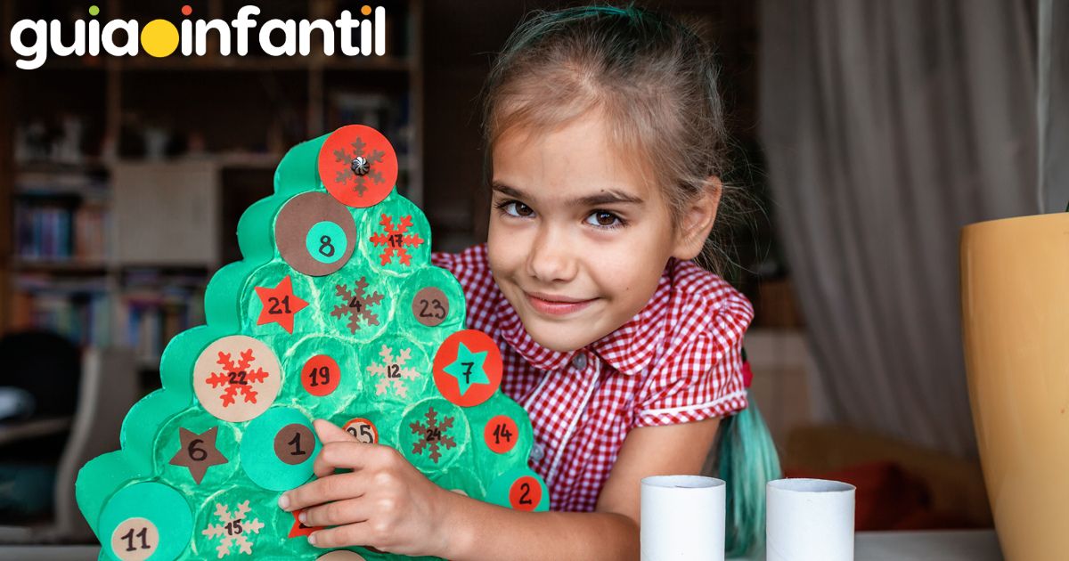 Calendario de adviento con rollos de papel higiénico