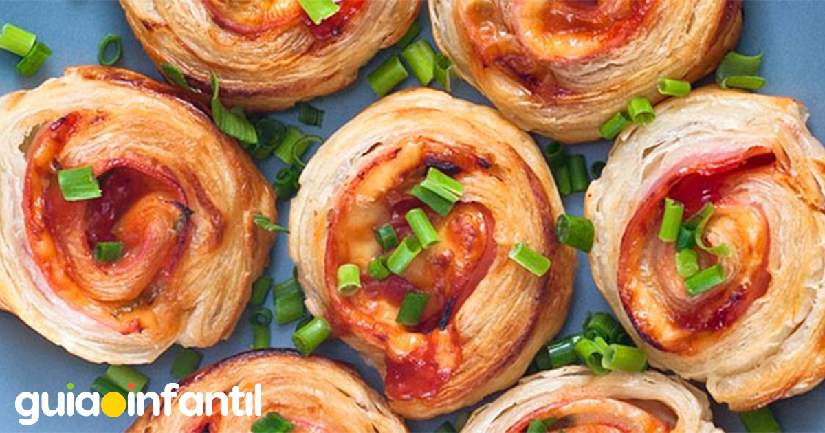 Receta de canapés navideños. Espirales de hojaldre de atún