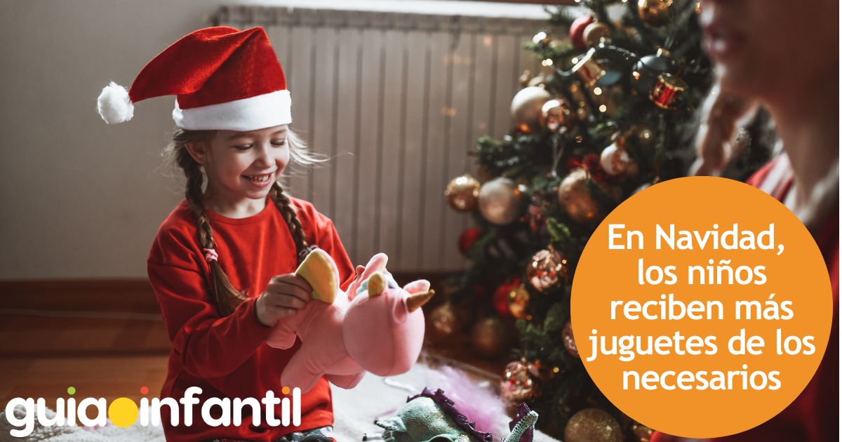 En Navidad, los niños reciben más juguetes de los necesarios