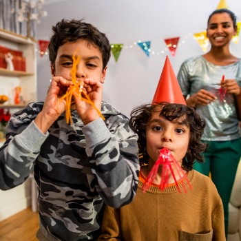 84 frases de Navidad y Año Nuevo 2025 graciosas para tiempos difíciles