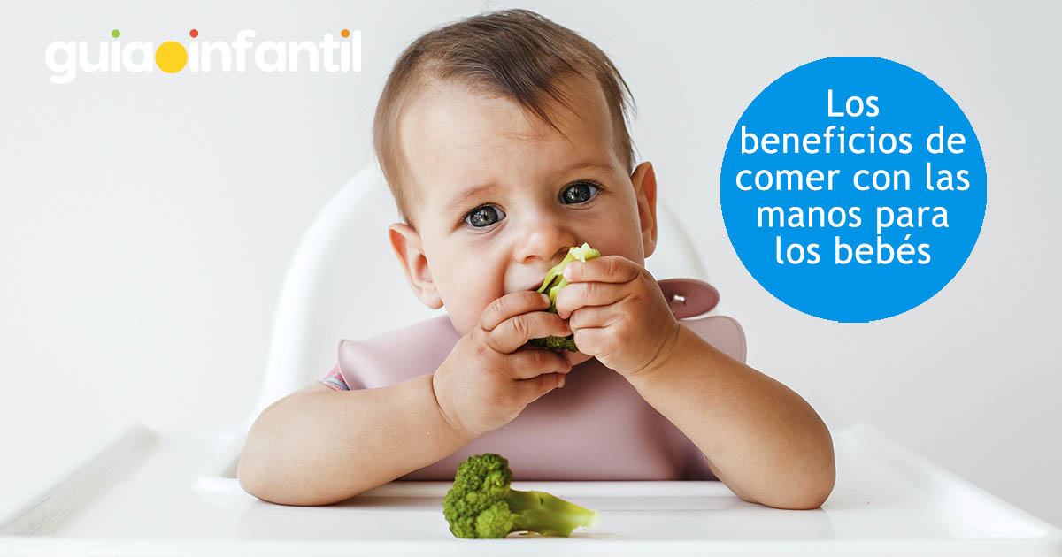 comer con las manos bebés