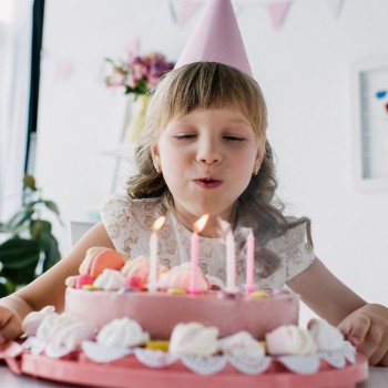 102 frases de cumpleaños a mi sobrina para felicitarla con mucho amor