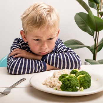 Cuando el niño come mal en el comedor del colegio