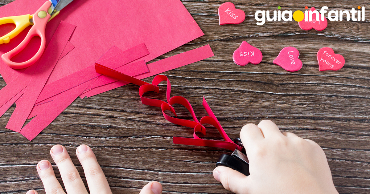 Manualidades hechas con papel para niños