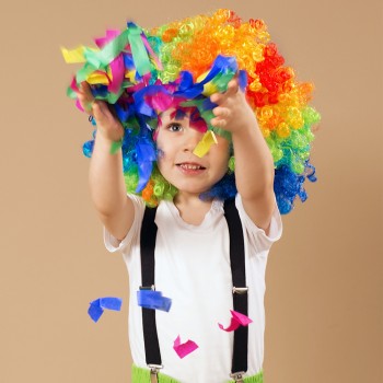64 frases de Carnaval para niños para llenar de color y fiesta tu día
