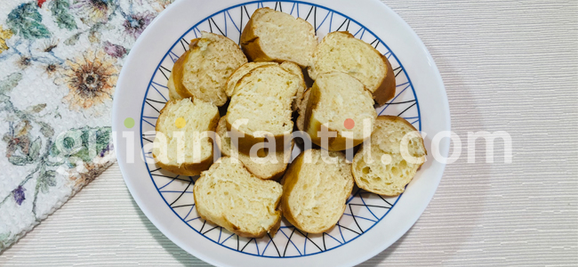 Guarda los panes de leche para hacer las torrijas