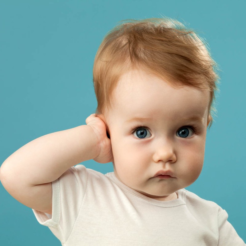 Cómo detectar la sordera en niños. Prueba casera de la burbuja auditiva