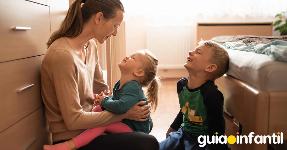 El rol de papá o mamá que nunca se paga