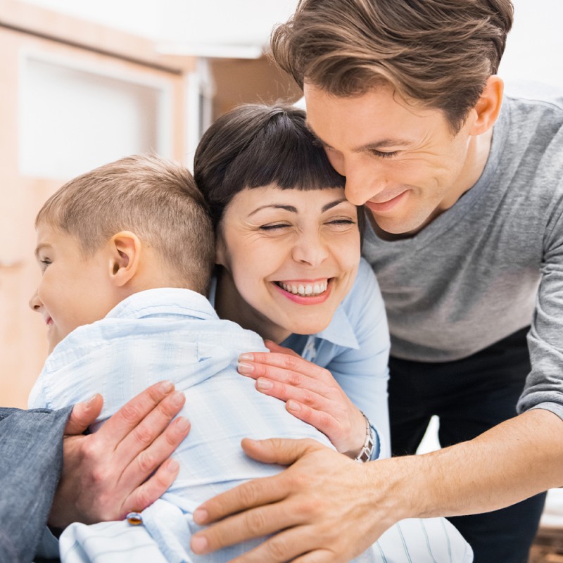 Habla de la adopción de tu hijo a tu entorno familiar con naturalidad