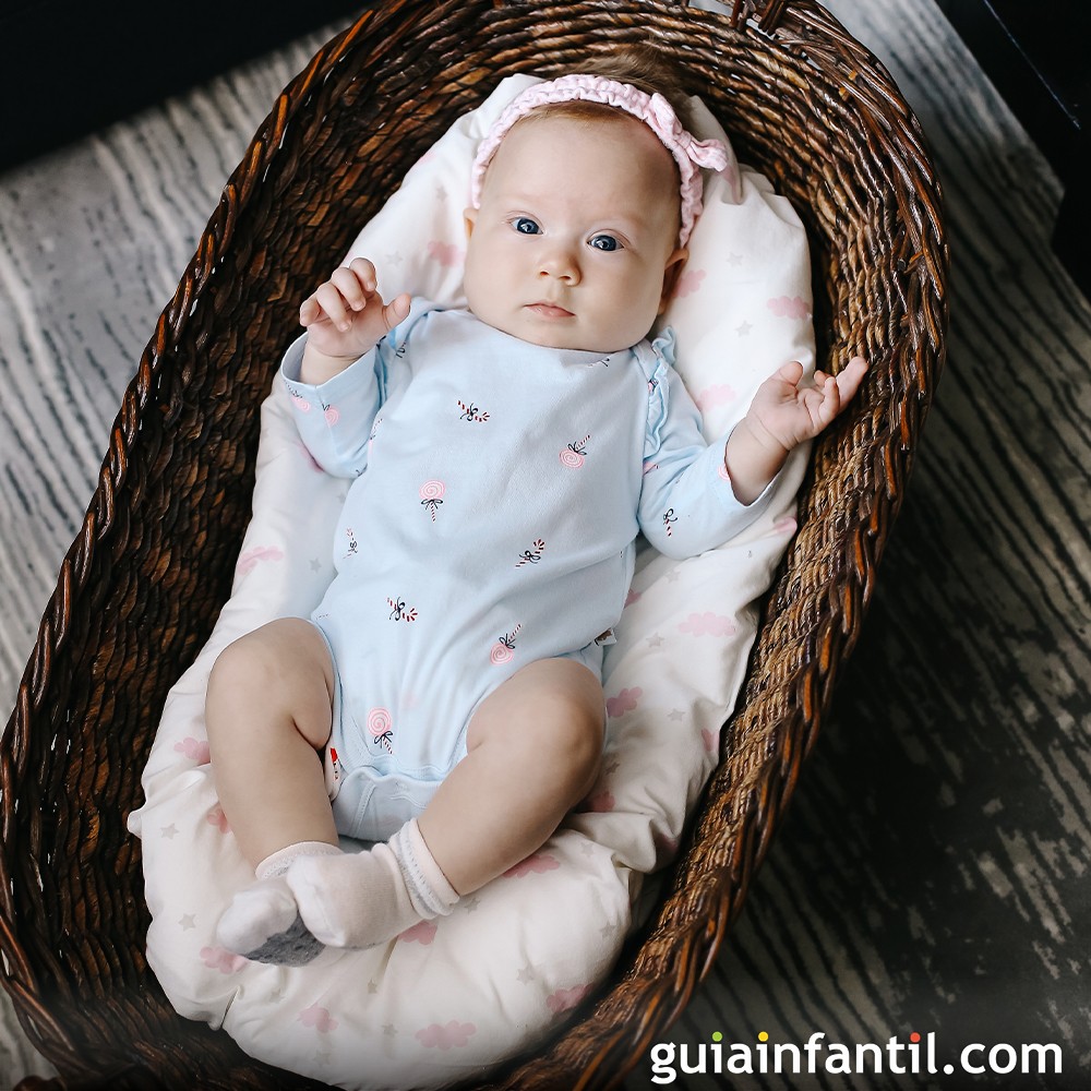 Bebés nacidos en mayo - ¿Son más optimistas o más testarudos?, image size:1000x1000