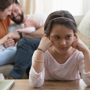 34 frases cortas que funcionan para aliviar a los niños que sienten celos