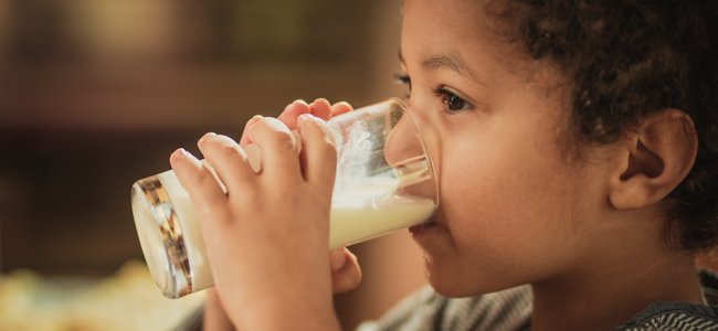 Desayuno solidario para los niños