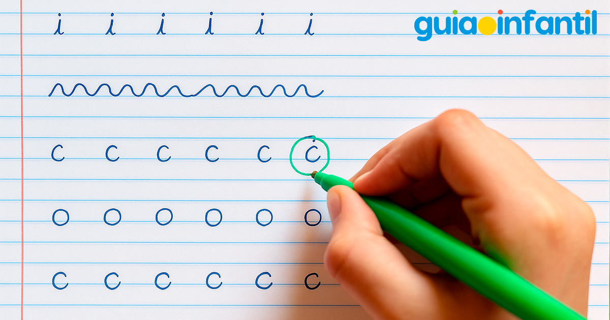 Corregir a los niños con boli verde