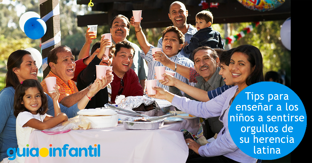 Niños orgullosos de su herencia latina