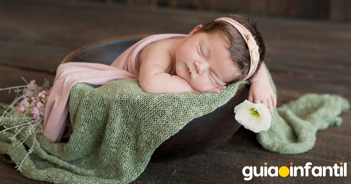 Lindísimos nombres de niñas sobre el universo