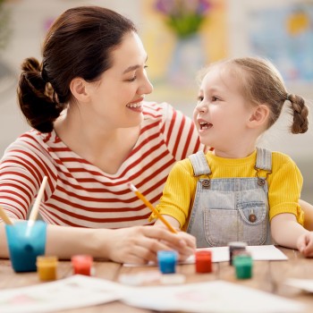 8 ideas de manualidades fáciles para hacer con los niños en vacaciones