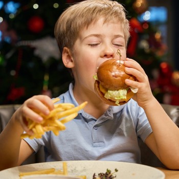 Impacto negativo de los alimentos ultraprocesados en la salud de tu hijo