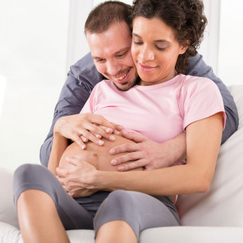 Primeras patadas del bebé en el vientre - ¿Cuándo se notan?