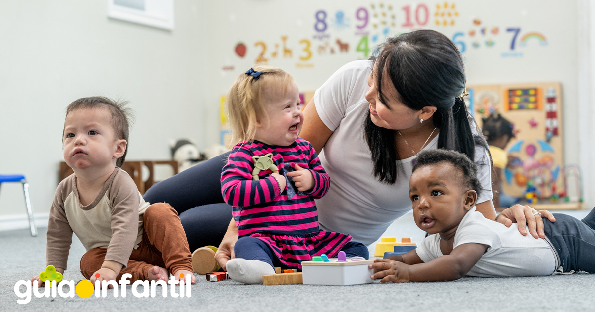 Los niños pequeños en la escuela