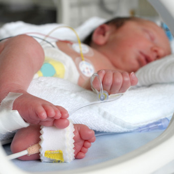 Las 6 dudas más frecuentes sobre las vacunas en los bebés prematuros