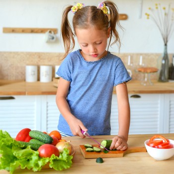 ¿Es buena idea una dieta vegana para los niños? Cómo prevenir deficiencias