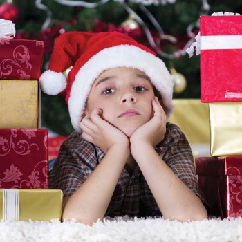 El error de dar a los niños todo lo que piden en Navidad