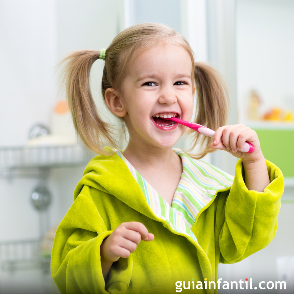 perjudicar dilema evaluar Cómo deben lavarse los dientes los niños según su edad