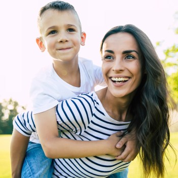 ¿Cómo son y qué deben mejorar en la crianza las mamás Capricornio?