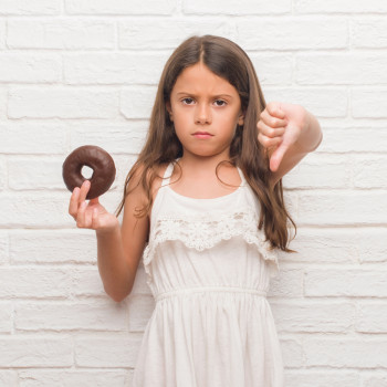 Los aditivos alimentarios más peligrosos en los productos infantiles