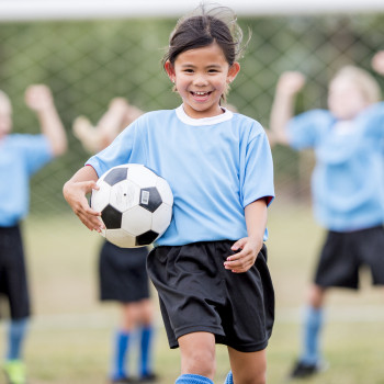 Evita estos errores al apuntar a tus hijos a actividades extraescolares