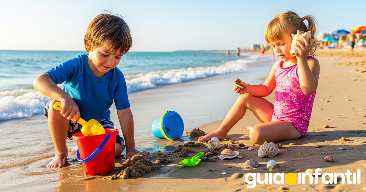 Niños jugando bajo el método Montessori