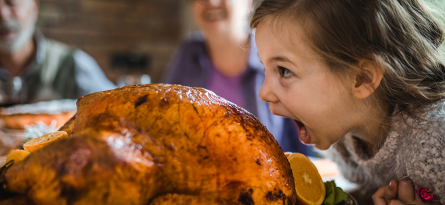 niño come en exceso o emocional eating