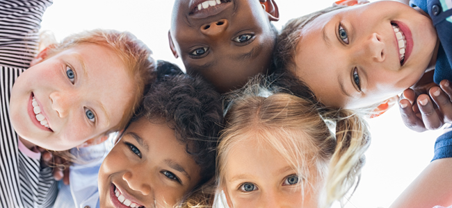 Lograr educar a unos niños felices
