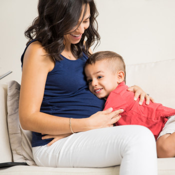 La teoría Bowlby del apego que querrás poner en práctica con tu bebé