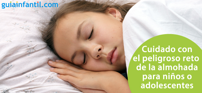 El reto de la almohada entre los niños y adolescentes