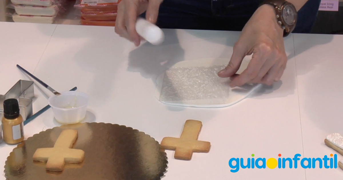 Galletas con fondant para la Primera Comunión