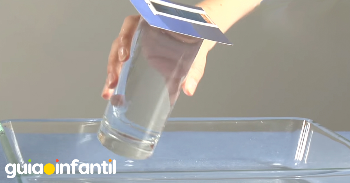 ¿Por qué el agua no cae?