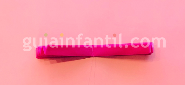 Segundo paso de tus pompones de mariposas