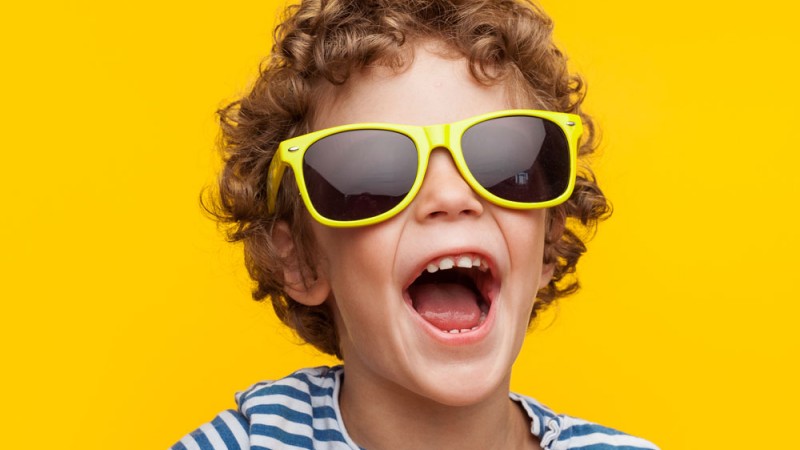 Las radiaciones de sol más perjudiciales para los ojos de los niños