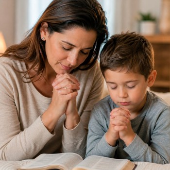 31 versículos bíblicos para proteger y fortalecer a tus hijos cada día
