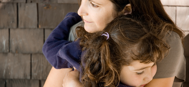 padres con bebés y niños de alta demanda