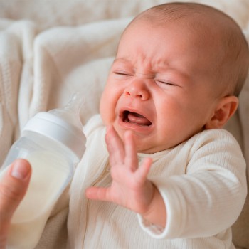 Mi bebé no quiere el biberón - Causas y trucos para que lo acepte