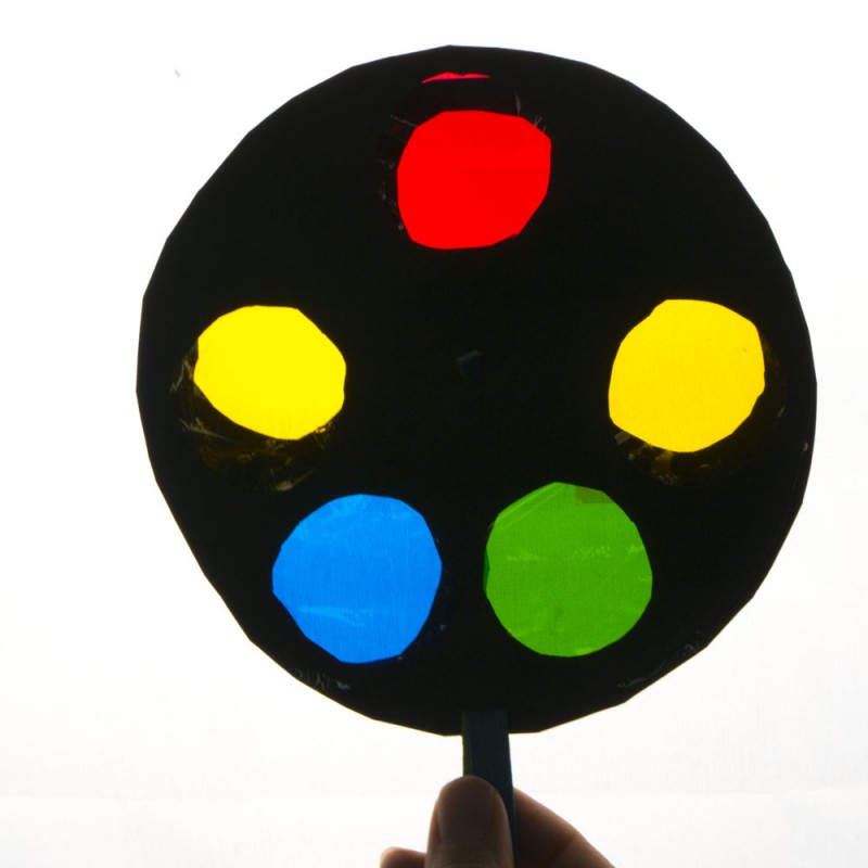 Cómo hacer una rueda cromática para mezclar colores. Manualidad infantil